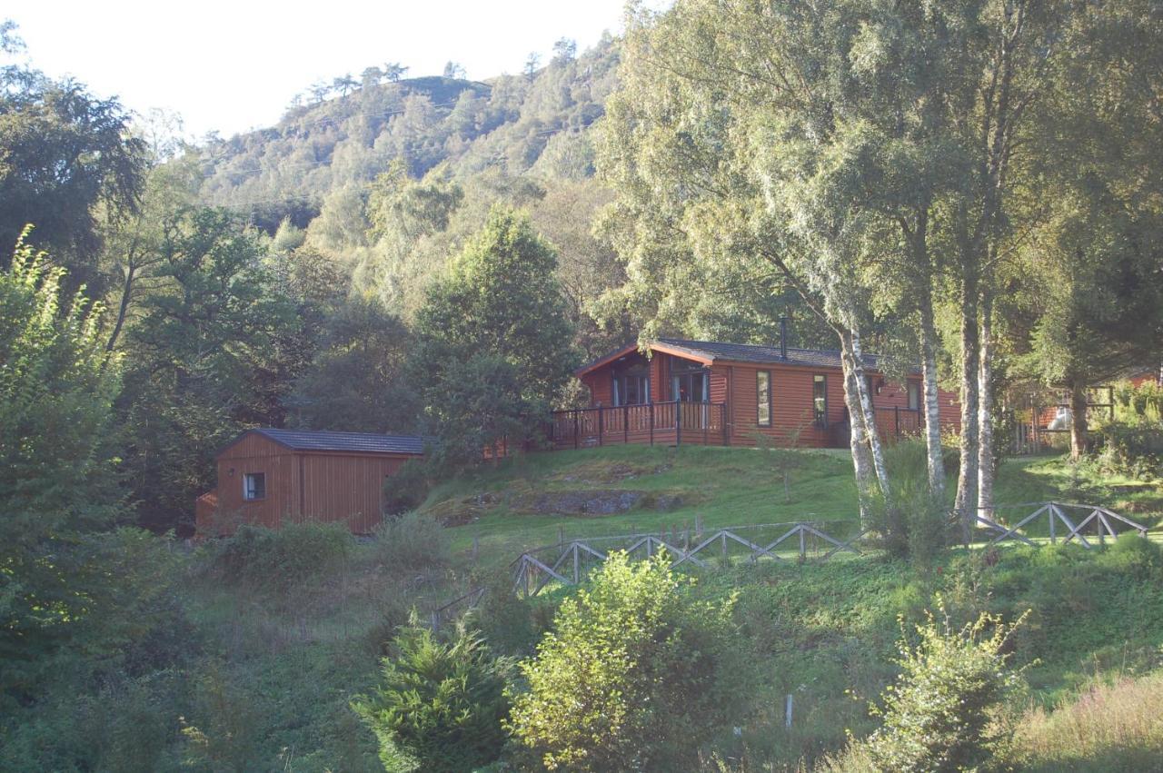 Waterfall Lodge - Private Waterfall And Sauna Killin Exterior photo