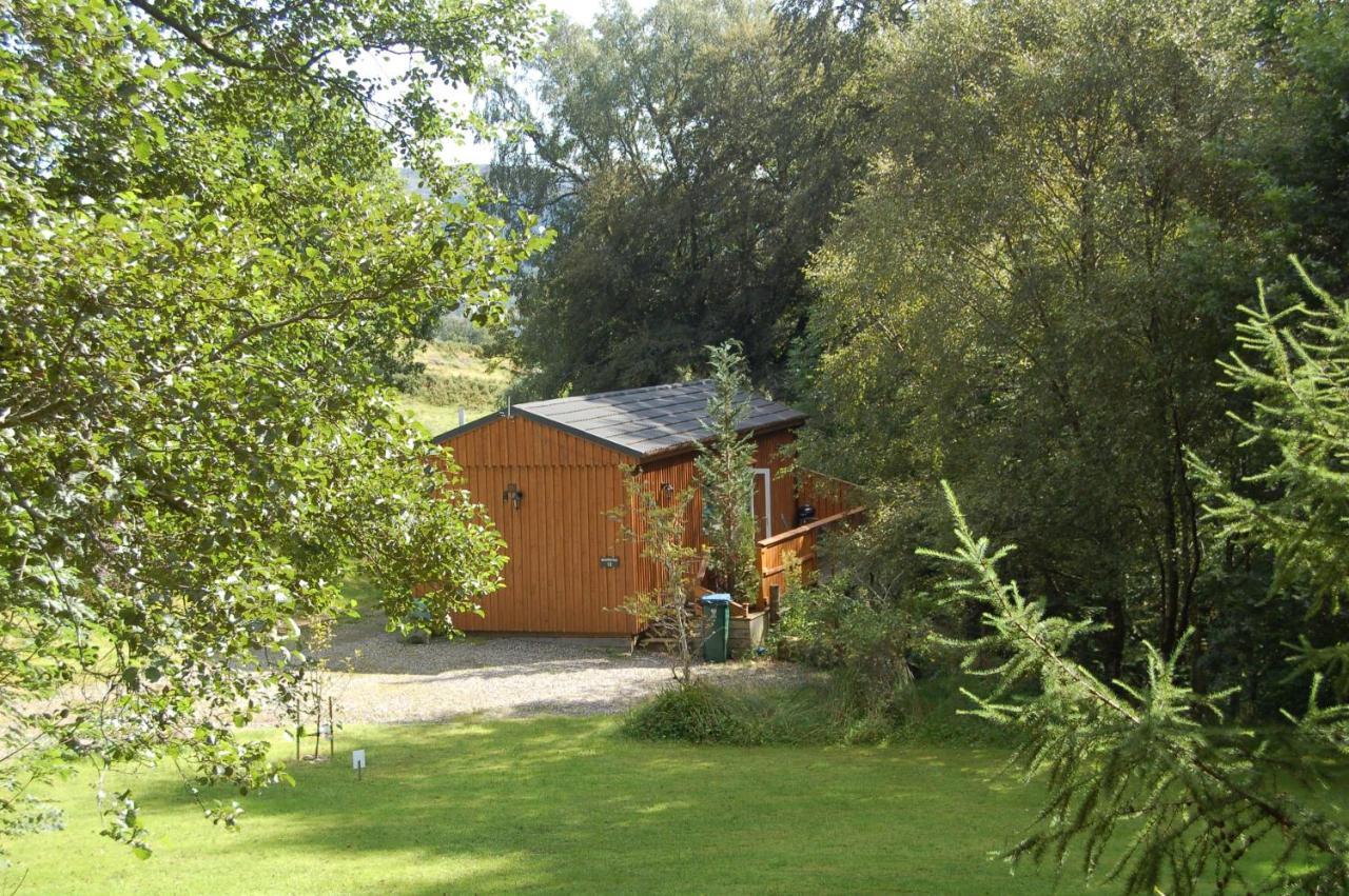 Waterfall Lodge - Private Waterfall And Sauna Killin Exterior photo